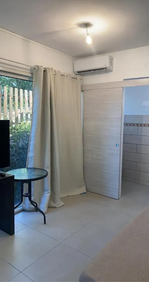 Chez Hugo, Bel Appartement Tres Bien Situe Pour Visiter La Martinique En Journee Et Dormir La Nuit Les Trois-Ilets Apartment