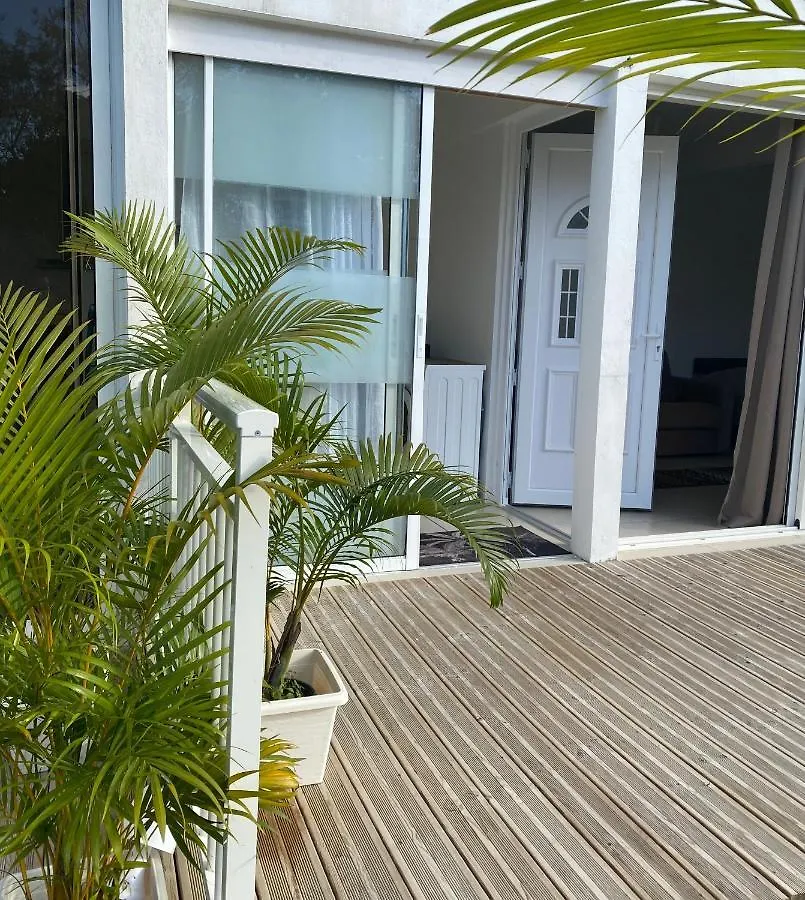 Chez Hugo, Bel Appartement Tres Bien Situe Pour Visiter La Martinique En Journee Et Dormir La Nuit Les Trois-Ilets Apartment