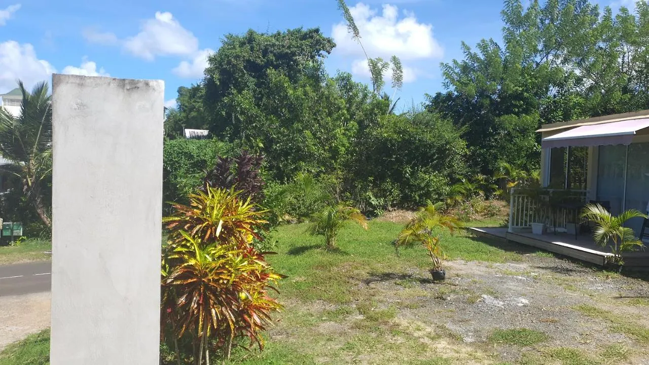 Apartment Chez Hugo, Bel Appartement Tres Bien Situe Pour Visiter La Martinique En Journee Et Dormir La Nuit Les Trois-Ilets